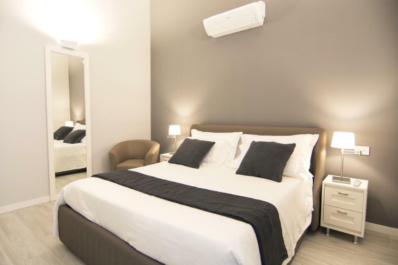 La Quadra Suites - Central Apartments In Iseo With Daily Housekeeping Exterior foto