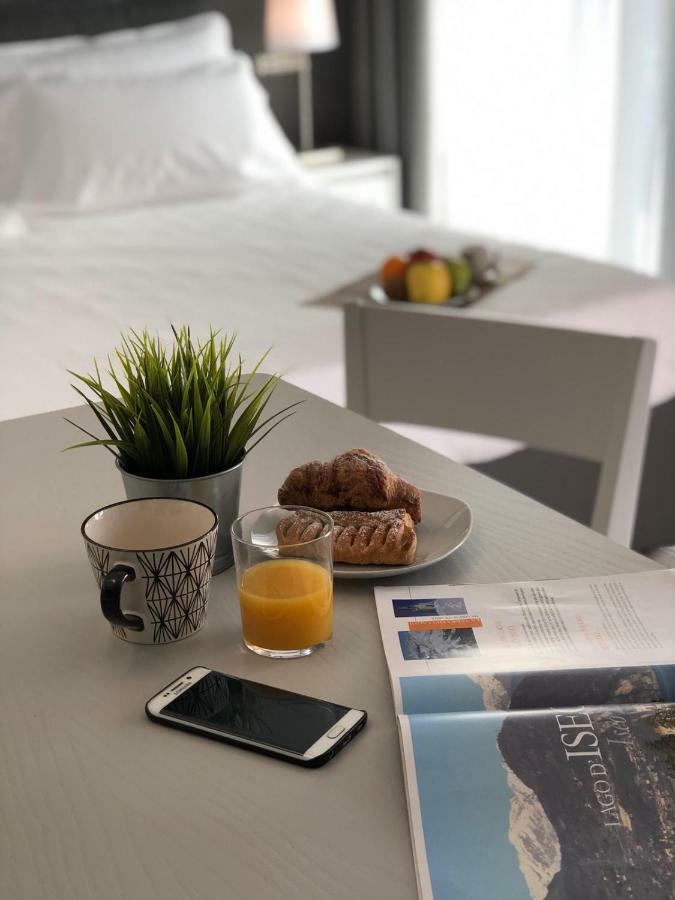 La Quadra Suites - Central Apartments In Iseo With Daily Housekeeping Exterior foto